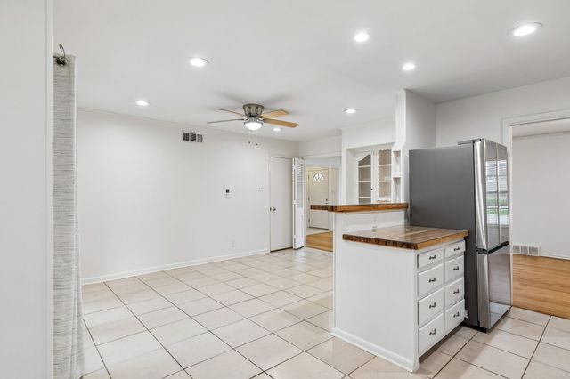 6311 E Lovers Lane, Dallas, TX 75214