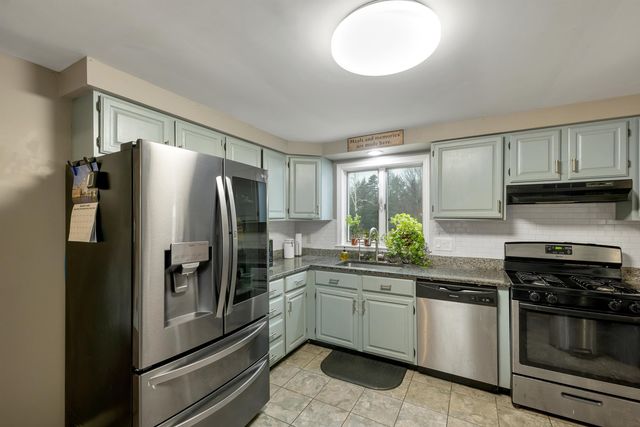 104 Ridgewood Drive, Gilmanton, NH 03237