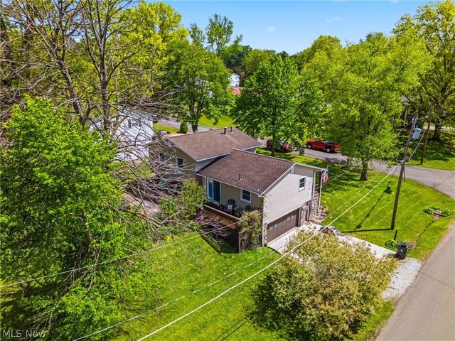 1508 Pauli Street, Canal Fulton, OH 44614