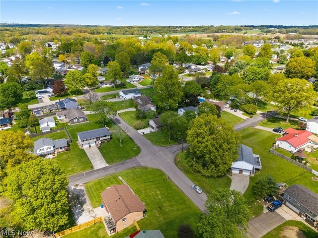 1508 Pauli Street, Canal Fulton, OH 44614