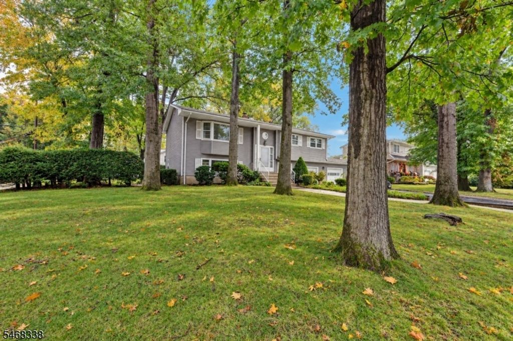 34 West Parkway, Pequannock Twp., NJ 07440 — photo 2