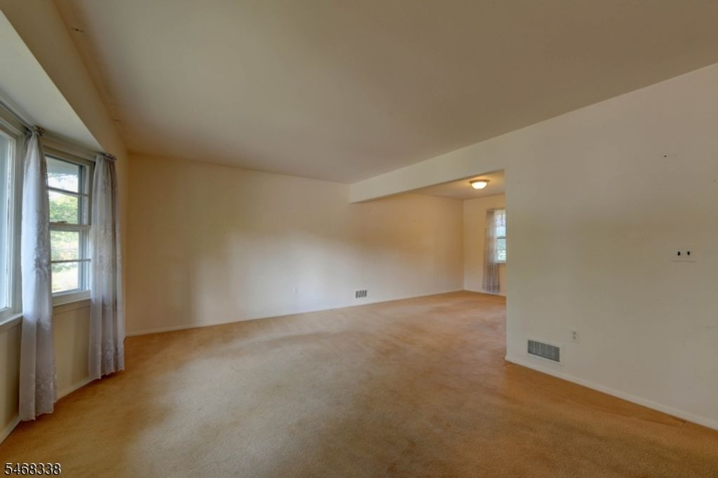 34 West Parkway, Pequannock Twp., NJ 07440 — photo 4