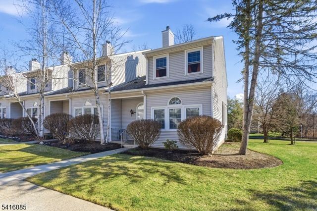 335 Carnegie Ct, Independence Twp., NJ 07840