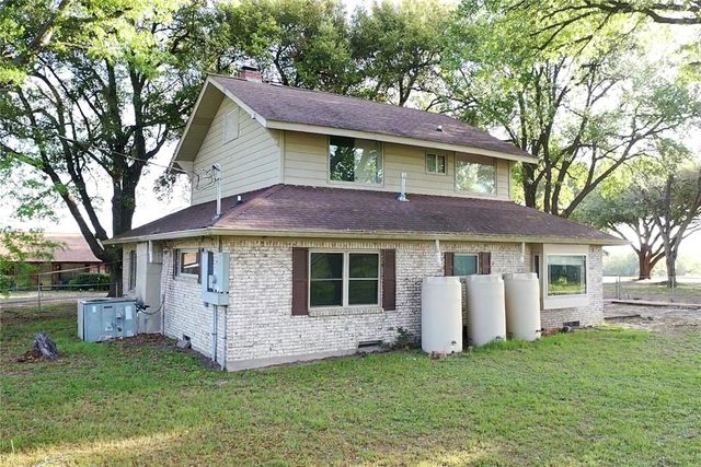 4 West Manning Street, Madisonville, TX 77864