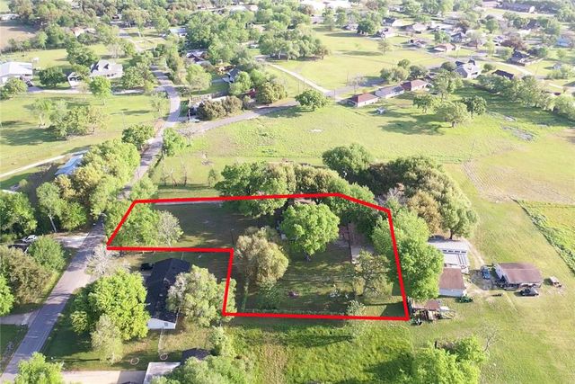 4 West Manning Street, Madisonville, TX 77864