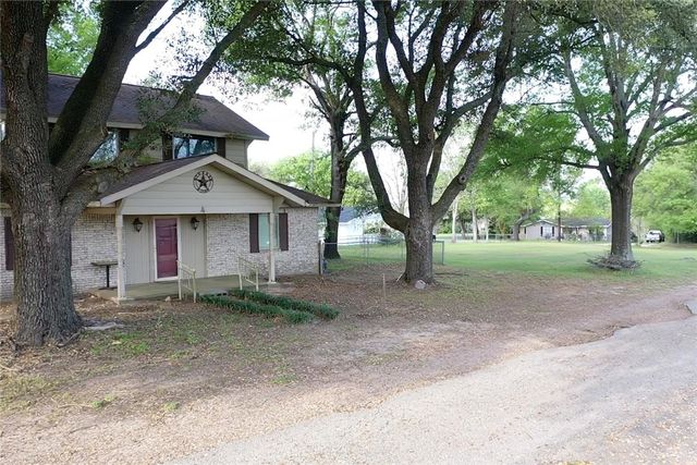 4 West Manning Street, Madisonville, TX 77864