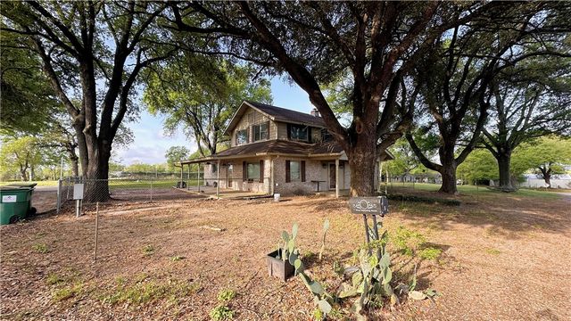 4 West Manning Street, Madisonville, TX 77864