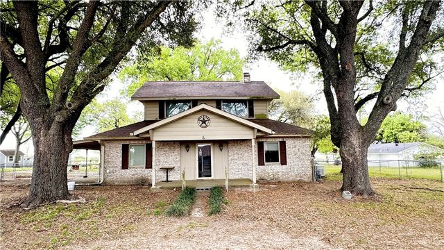 4 West Manning Street, Madisonville, TX 77864