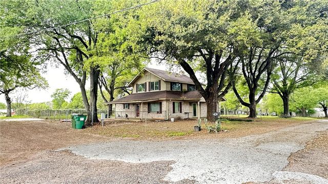 4 West Manning Street, Madisonville, TX 77864