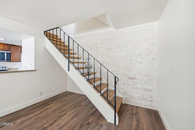 1210 Carlsbad Place, Ventura, CA 93003