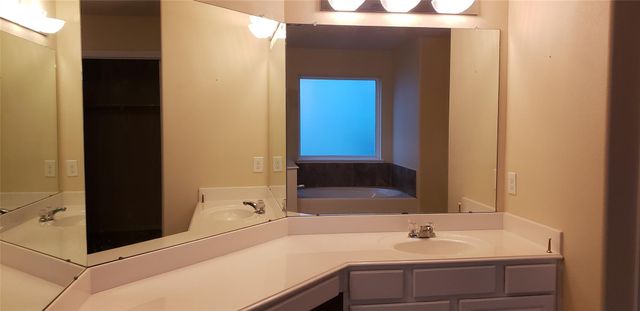 9923 Yearling Place, Conroe, TX 77385