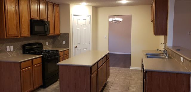 9923 Yearling Place, Conroe, TX 77385