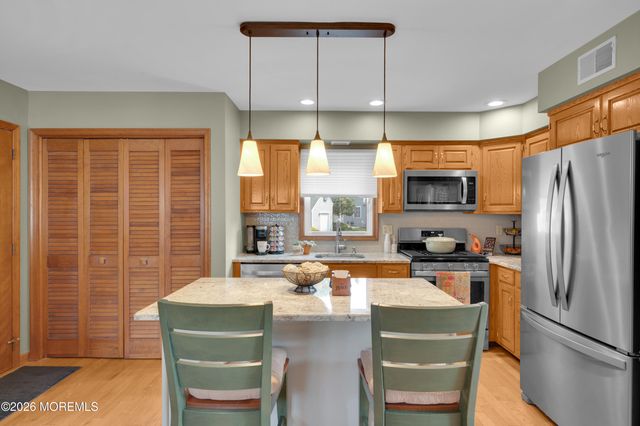 65 Claridge Court 153, Toms River, NJ 08753