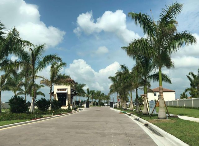 195 SE 24th Court, Homestead, FL 33033