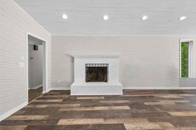 13404 Sequoia Lane, Green Oak Township, MI 48178
