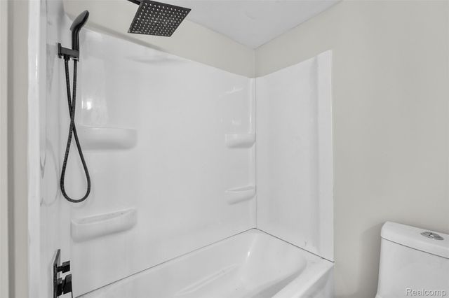 13404 Sequoia Lane, Green Oak Township, MI 48178