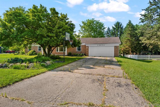 13404 Sequoia Lane, Green Oak Township, MI 48178
