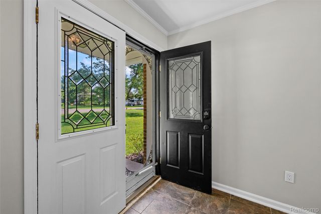 13404 Sequoia Lane, Green Oak Township, MI 48178