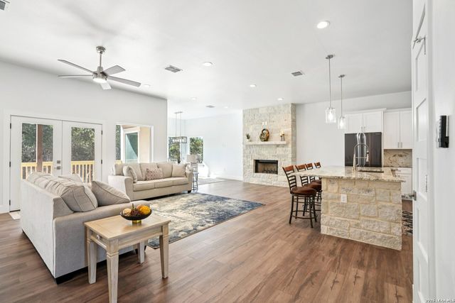 103 N John Bird, Blanco, TX 78606