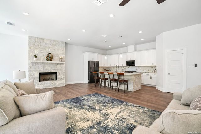 103 N John Bird, Blanco, TX 78606