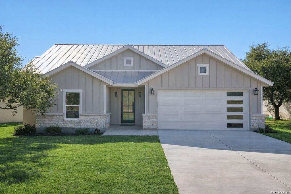 103 N John Bird, Blanco, TX 78606