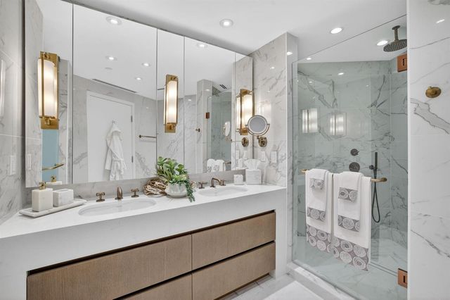 525 N Fort Lauderdale Beach Boulevard 901, Fort Lauderdale, FL 33304