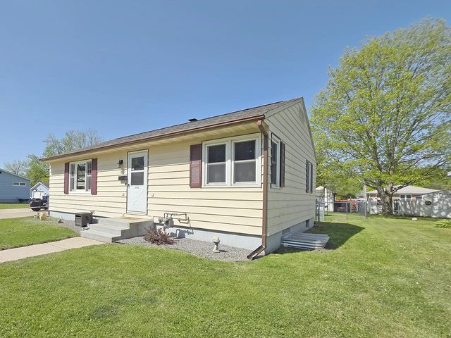 1001 Cornelia Street, Janesville, WI 53545