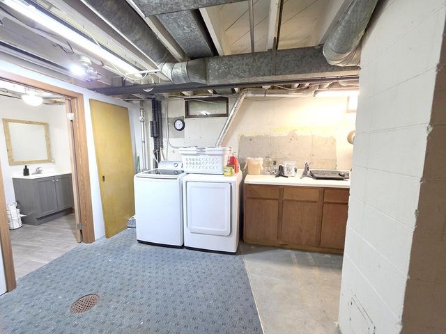 1001 Cornelia Street, Janesville, WI 53545