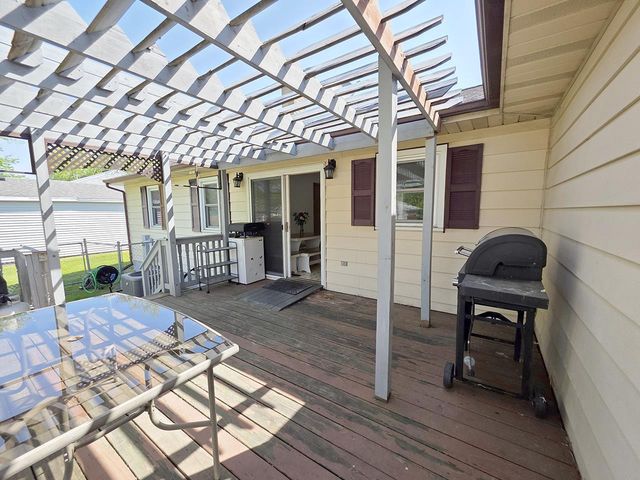 1001 Cornelia Street, Janesville, WI 53545