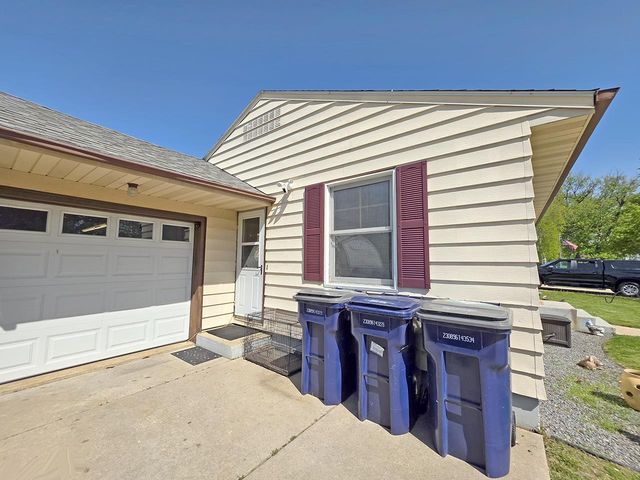 1001 Cornelia Street, Janesville, WI 53545