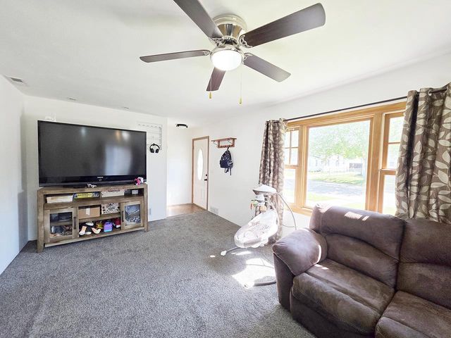 1001 Cornelia Street, Janesville, WI 53545
