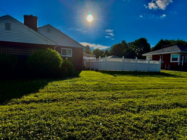 319 Sumner Ave, New Castle, PA 16105