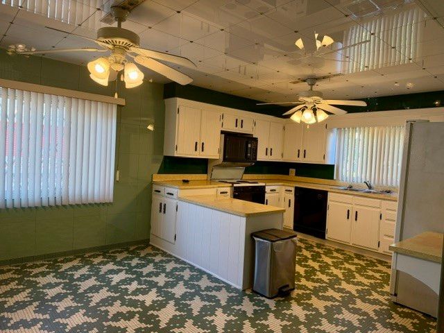 319 Sumner Ave, New Castle, PA 16105
