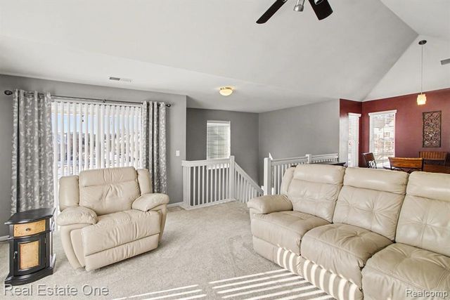 2858 Cottonwood Drive C, Waterford, MI 48328