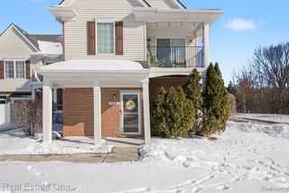 2858 Cottonwood Drive C, Waterford, MI 48328