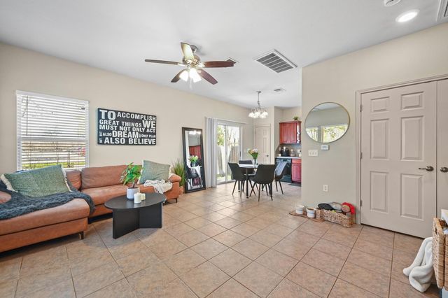 1118 Linden ST A & B, Austin, TX 78702