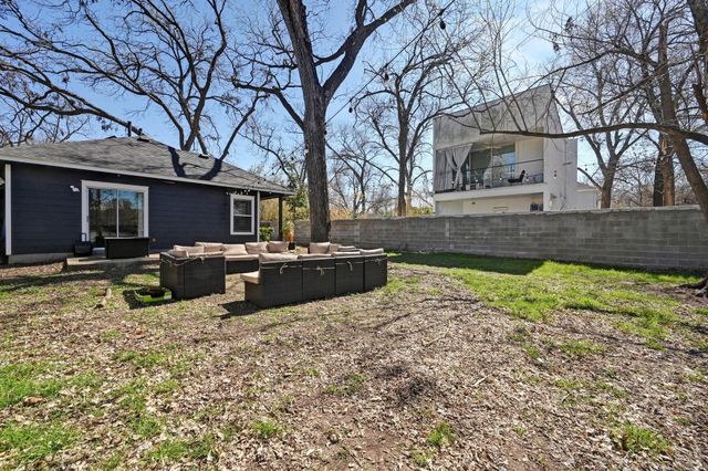 1118 Linden ST A & B, Austin, TX 78702
