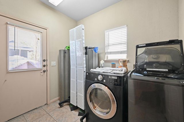 1118 Linden ST A & B, Austin, TX 78702