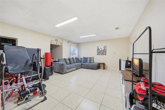 5080 70TH AVENUE N, Pinellas Park, FL 33781