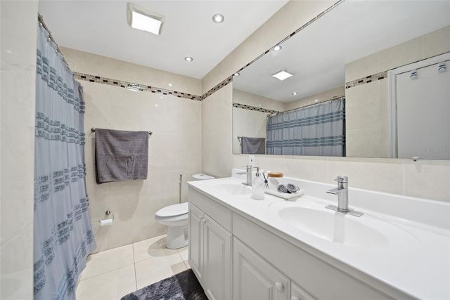 5080 70TH AVENUE N, Pinellas Park, FL 33781