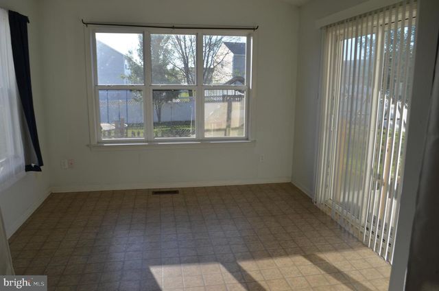 12113 FALLEN TIMBERS CIR, Hagerstown, MD 21740