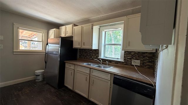 4017 Baden Street, Houston, TX 77009