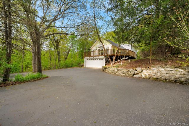 230 Sweet Hollow Road, Huntington, NY 11743