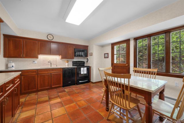 230 Sweet Hollow Road, Huntington, NY 11743