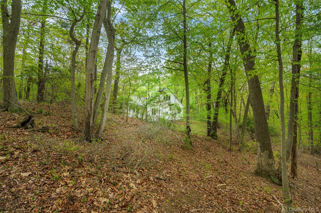 230 Sweet Hollow Road, Huntington, NY 11743