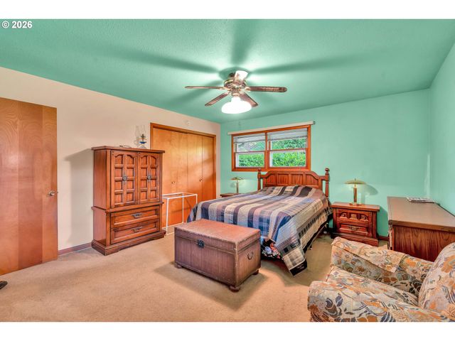 2644 Se 157TH Ave, Portland, OR 97236