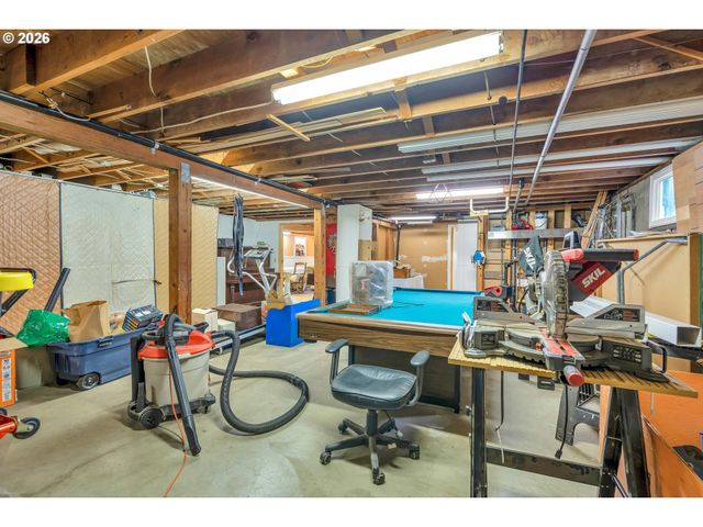 2644 Se 157TH Ave, Portland, OR 97236