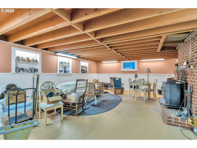 2644 Se 157TH Ave, Portland, OR 97236