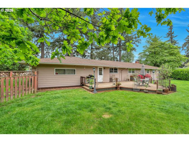 2644 Se 157TH Ave, Portland, OR 97236