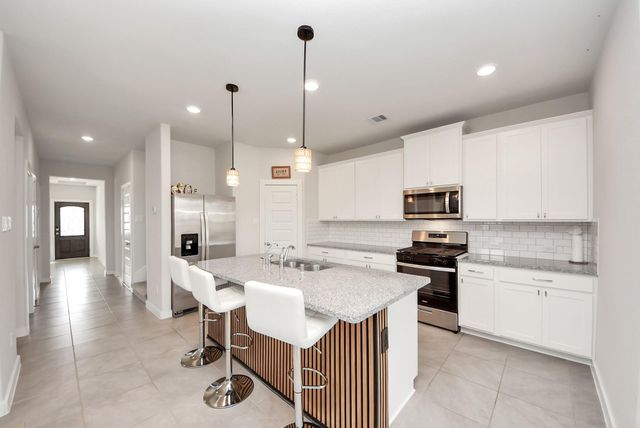 7202 Wilshire Court, Rosharon, TX 77583